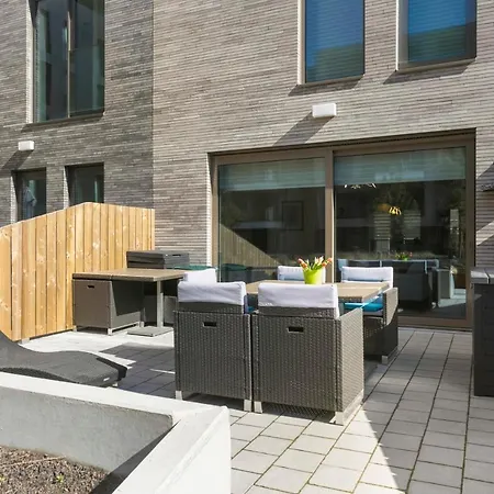 Modern Town House With Great Terrace At 100 Meters From Beach Сasa de vacaciones